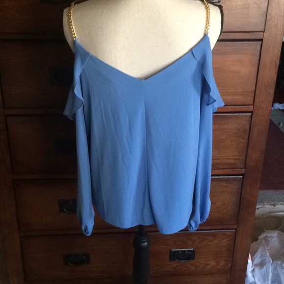 !!SOLD!!Michael Kors cold shoulder chain top - Picture 3 of 8